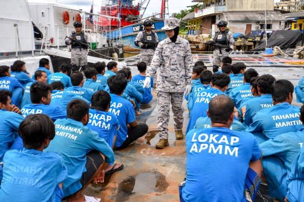 吉兰丹MMEA扣押4艘渔船，43名越南渔民