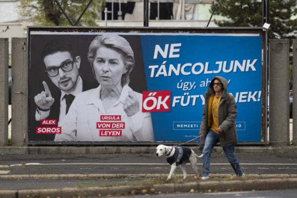 匈牙利的一个反欧盟广告牌活动加剧了与Orbán政府的紧张关系