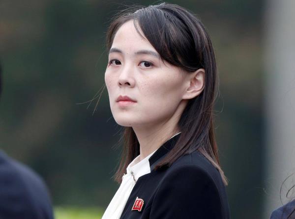 金正恩强大的妹妹抨击了对朝鲜发射卫星的批评