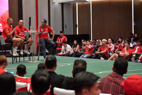 曼联和利物浦的传奇人物在吉隆坡为“红军之战”表演赛做准备